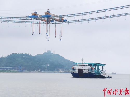 溫州港拖輪助力甌江北口大橋建設(shè)